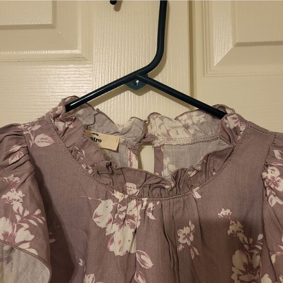 Entro dusty purple/white floral design ruffle sleeve blouse - Picture 4 of 9